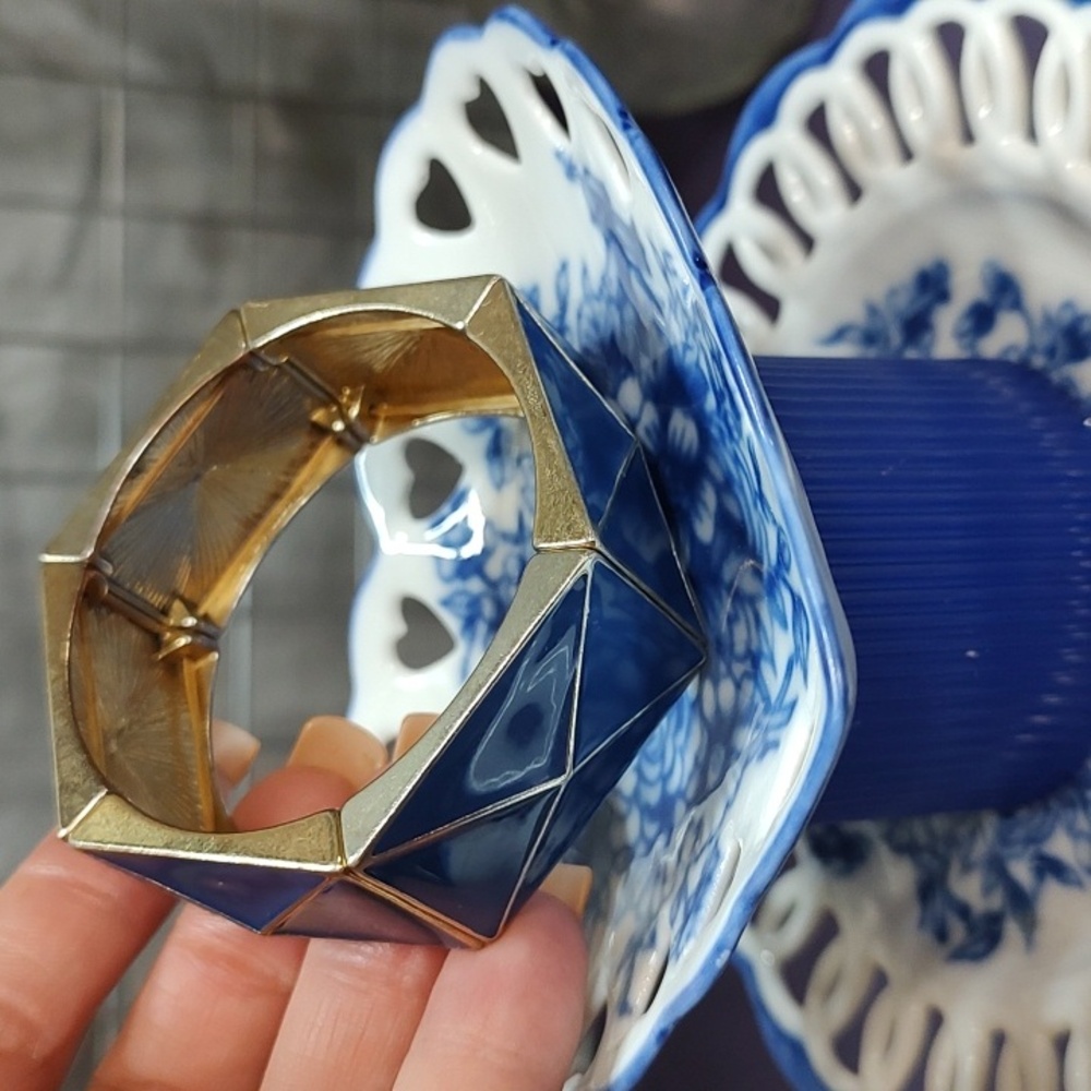 Geometric Blue and Gold Bracelet - Picture 3 of 5